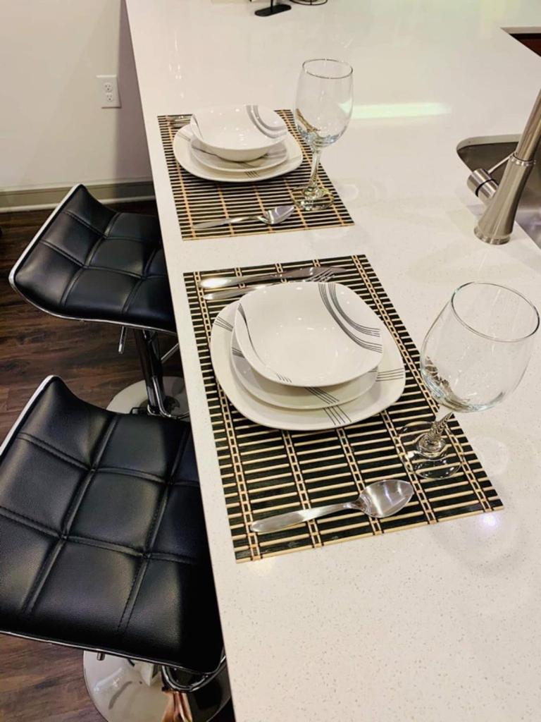 Downtown Apt Free Parking - Pool - Gym - Fully Kitchen ヒューストン エクステリア 写真
