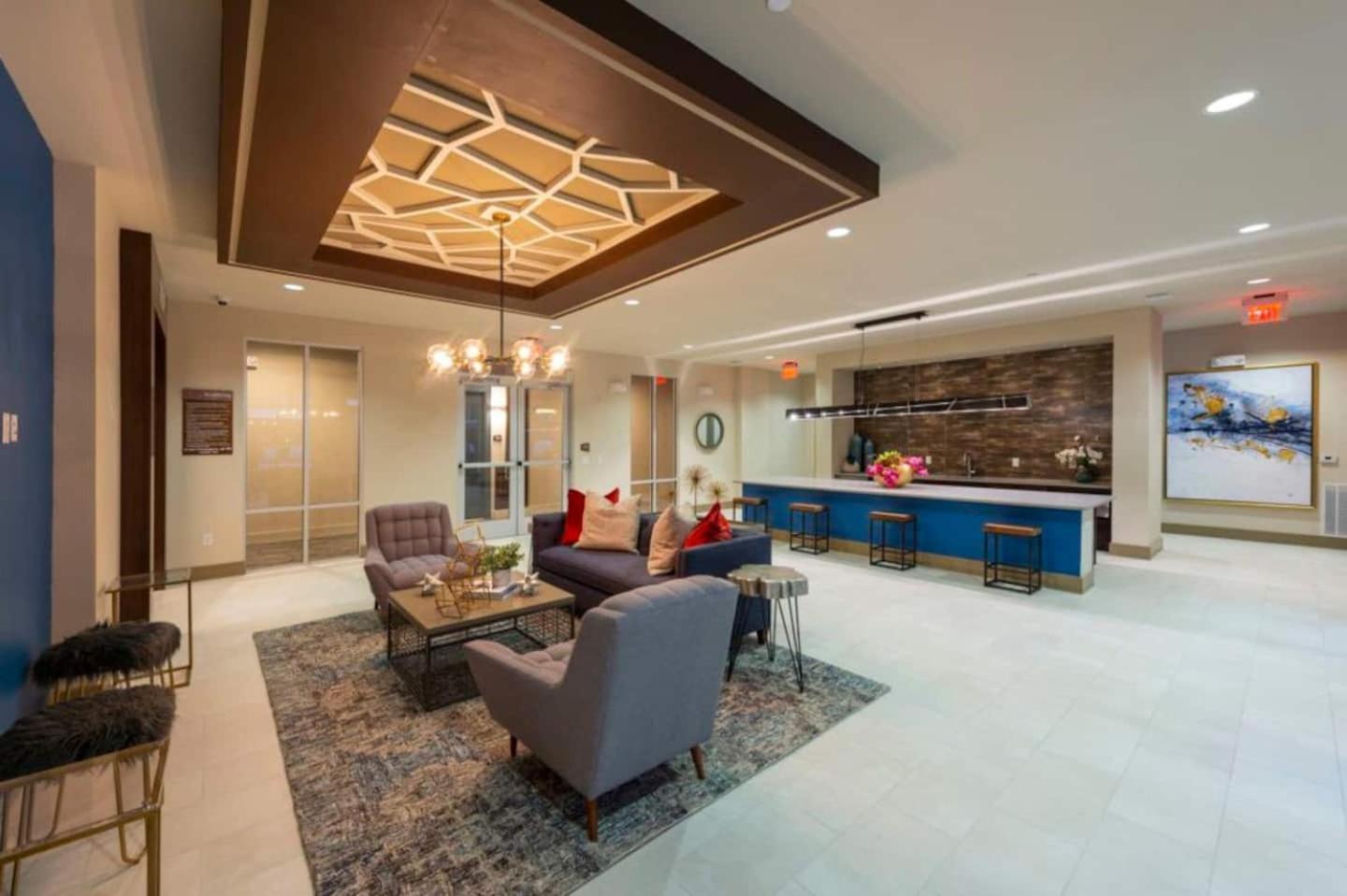Downtown Apt Free Parking - Pool - Gym - Fully Kitchen ヒューストン エクステリア 写真