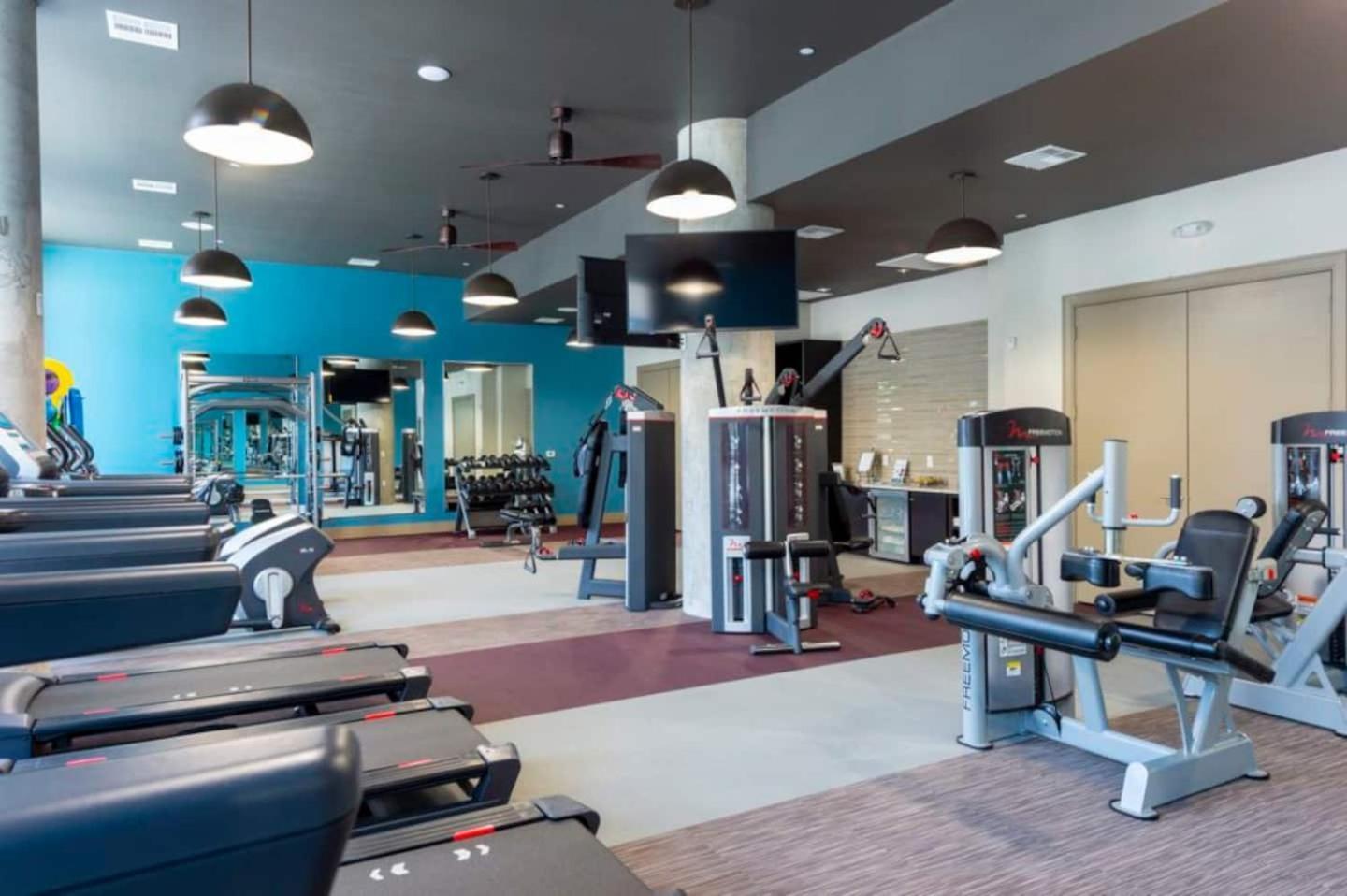 Downtown Apt Free Parking - Pool - Gym - Fully Kitchen ヒューストン エクステリア 写真
